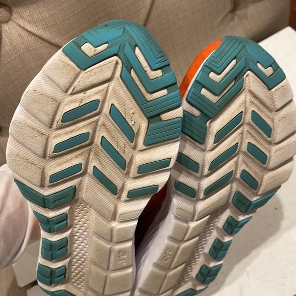 Saucony Kinvara 8 - Women’s Size 7.5 Orange Yellow Athletic Running Shoes 61464 - Picture 12 of 12